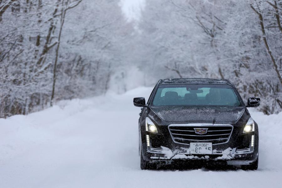  Cadillac CTS 2015 года  (JP) (фото 9 из 13)